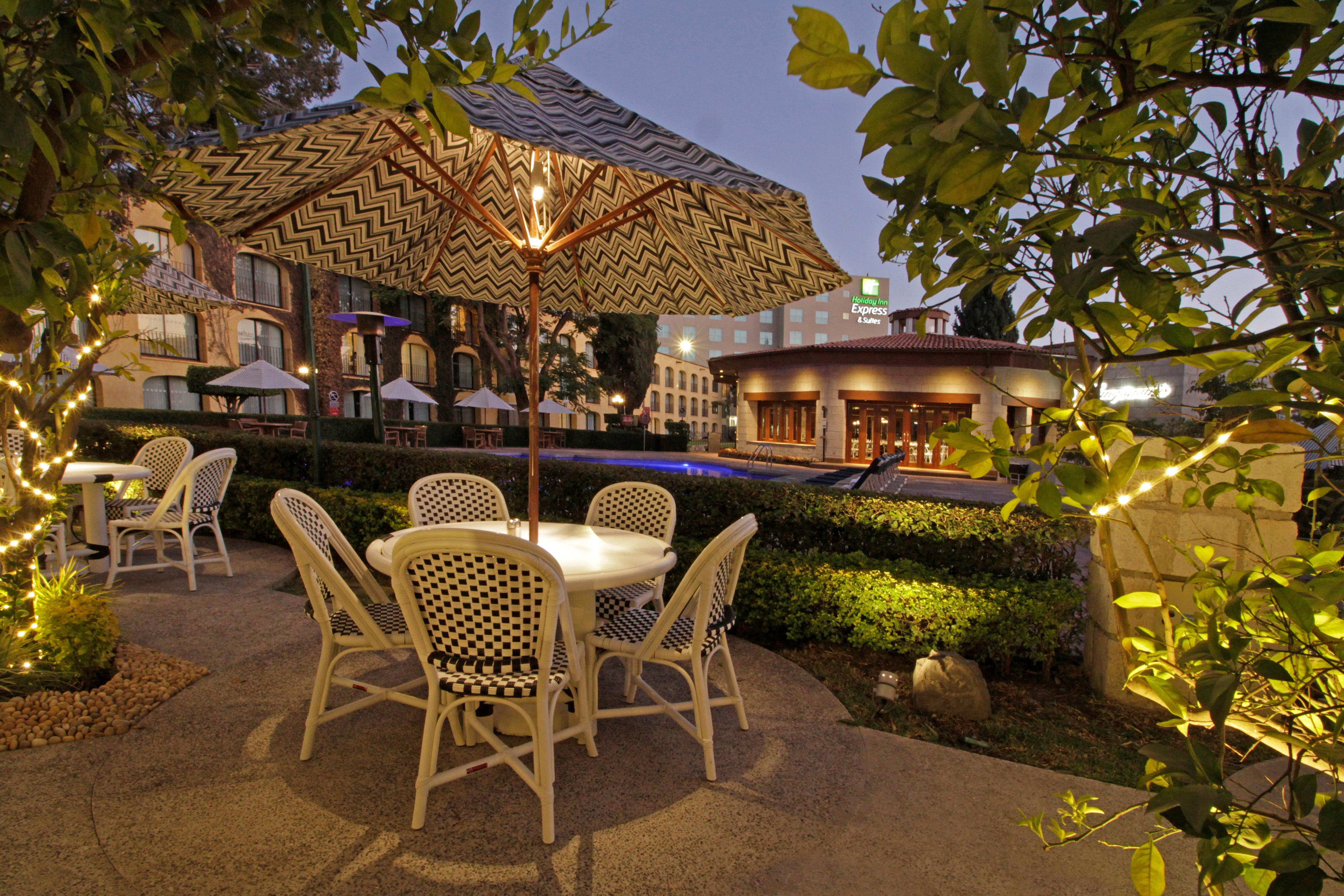 Holiday Inn Express & Suites Queretaro By Ihg Екстериор снимка